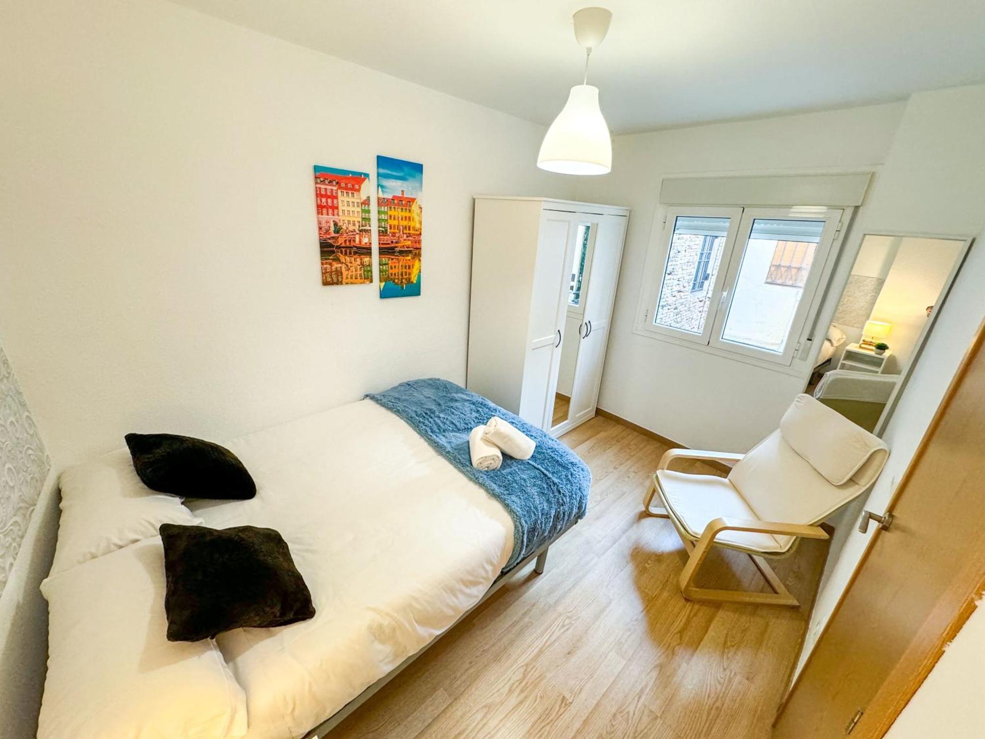 Travesia Del Pirineo Turistea Apartment